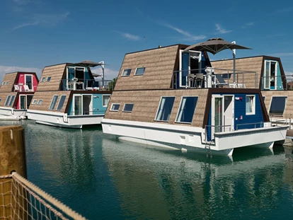 Luxury camping - Kühlschrank - Venedig - Houseboat Lagoon - Marina Azzurra Resort Houseboat Lagoon