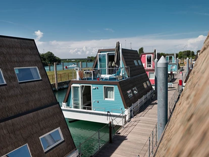 Luxury camping - Kühlschrank - Venedig - Houseboat Lagoon - Marina Azzurra Resort Houseboat Lagoon