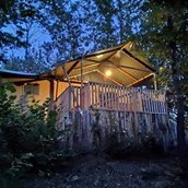 Luxuscamping: Comfort Camping Tenuta Squaneto: Comfort Lodge Zelte auf dem Comfort Camping Tenuta Squaneto
