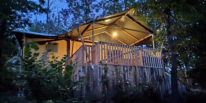 Luxuscamping - Savona - Comfort Camping Tenuta Squaneto Comfort Lodge Zelte auf dem Comfort Camping Tenuta Squaneto