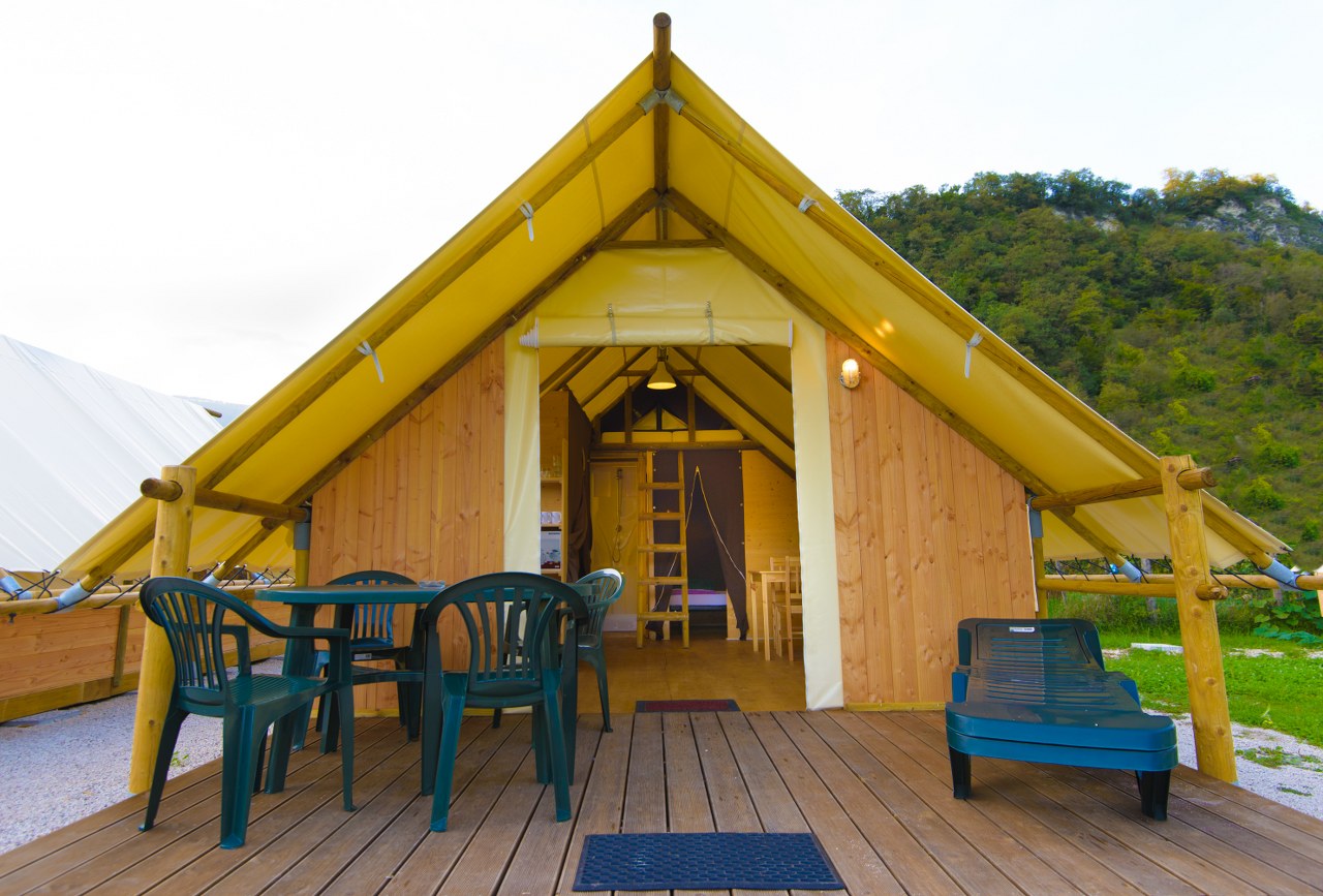 Luxury camping - Sampei Zelt am Camping al Lago Arsie