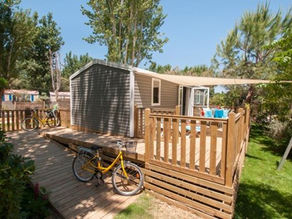 Luxury camping - barrierefreier Zugang - Hérault - Cottage "PMR" für 4 Personen am Camping Le Sérignan Plage - Camping Le Sérignan Plage Cottage "PMR" für 4 Personen am Camping Le Sérignan Plage