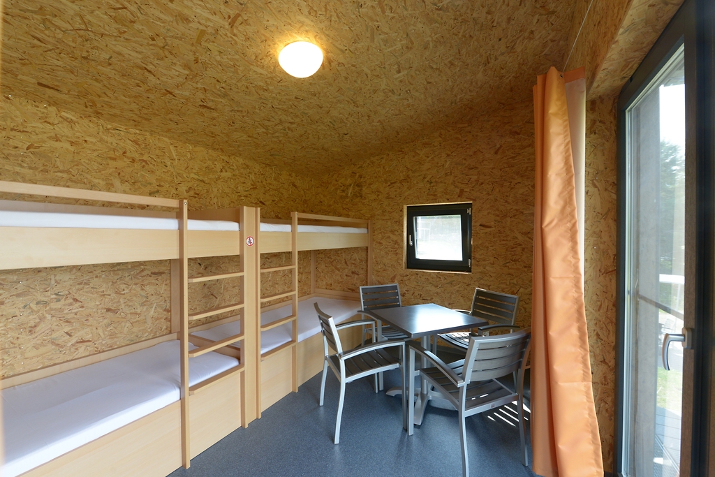 Luxuscamping: Campinghütte am Hafencamp Senftenberger See - Hafencamp Senftenberger See: Campinghütte im Hafencamp Senftenberger See