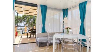 Luxuscamping - Klimaanlage - Neu Mobilheim Typ Freedhome - Camping Cikat Luxuriöse Mobilheime Typ Freed-Home auf Camping Cikat