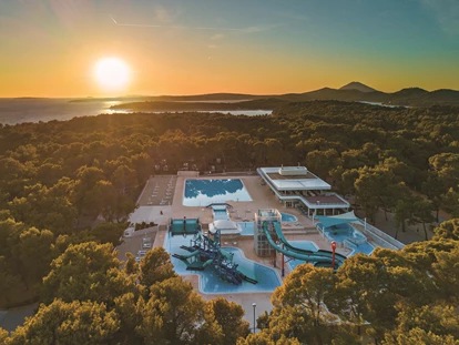 Luxury camping - Klimaanlage - Zadar - Šibenik - Aquapark Čikat - Camping Cikat Luxuriöse Mobilheime Typ Freed-Home auf Camping Cikat