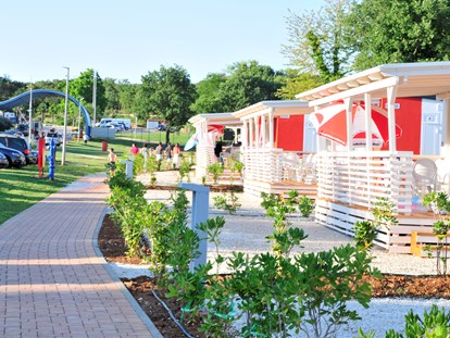 Luxuscamping - Gebetsroither - Poreč - Camping Bijela Uvala - Gebetsroither Luxusmobilheim von Gebetsroither am Camping Bijela Uvala