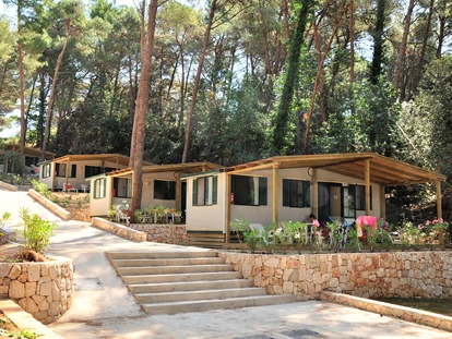 Luxuscamping - Gartenmöbel - Zadar - Šibenik - Camping Bijar - Gebetsroither Luxusmobilheim von Gebetsroither am Camping Bijar