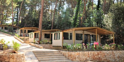 Luxuscamping - Terrasse - Kvarner - Camping Bijar - Gebetsroither Luxusmobilheim von Gebetsroither am Camping Bijar