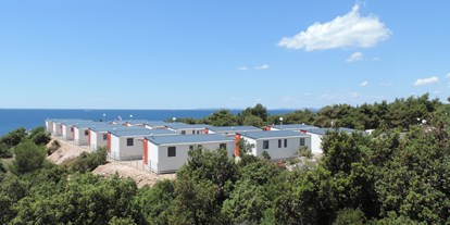 Luxuscamping - Sonnenliegen - Dalmatien - Camping Adriatiq Primosten - Gebetsroither Luxusmobilheim von Gebetsroither am Camping Adriatiq Primosten
