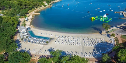 Luxuscamping - Kochmöglichkeit - Kroatien - Glamping auf Camping Resort Lanterna - Camping Resort Lanterna - Suncamp SunLodge Aspen von Suncamp auf Camping Resort Lanterna