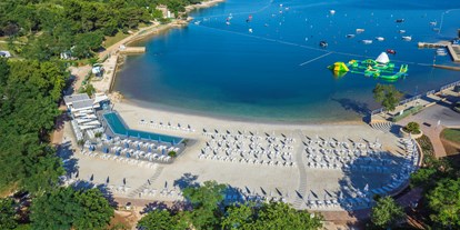 Luxury camping - TV - Istria - Glamping auf Camping Resort Lanterna - Camping Resort Lanterna - Suncamp SunLodge Aspen von Suncamp auf Camping Resort Lanterna
