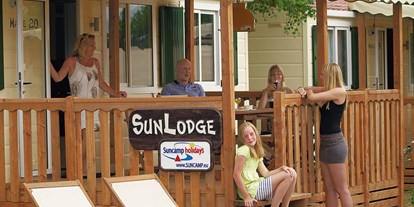 Luxuscamping - Terrasse - Venedig - Sunlodge Maple Mobilheim - Union Lido - Suncamp SunLodge Maple von Suncamp auf Union Lido