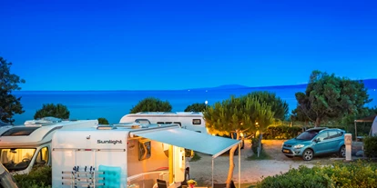 Luxuscamping - Terrasse - Zadar - Šibenik - Glamping auf Camping Resort Krk - Krk Premium Camping Resort - Suncamp SunLodge Aspen von Suncamp auf Camping Resort Krk
