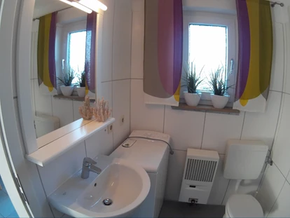 Luxuscamping - getrennte Schlafbereiche - Dusch-WC (Haus31) - Falkensteinsee Ferienhaus am See