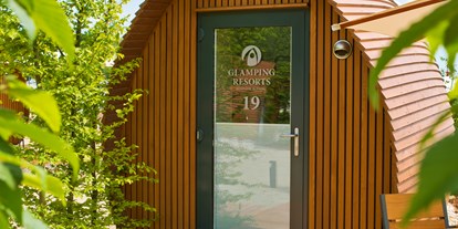 Luxuscamping - Preisniveau: moderat - Glamping Resort Biosphäre Bliesgau Naturhotelzimmer Weingarten im Glamping Resort Biosphäre Bliesgau