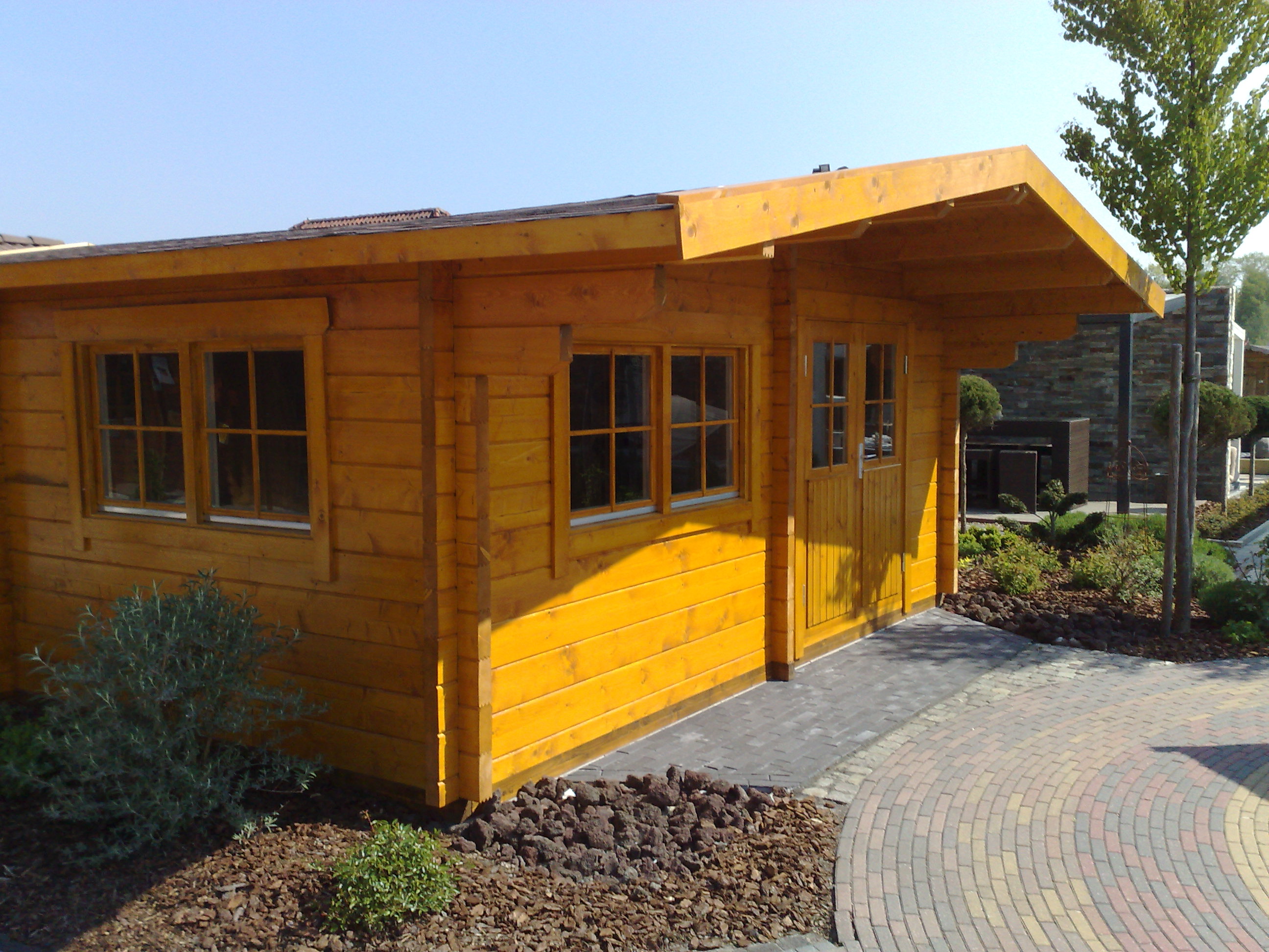 Luxuscamping: Familiencampingplatz Haselünne: Blockhütten und Mobilheime