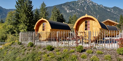 Luxuscamping - Terrasse - Deutschland - Camping Resort Zugspitze Schlaffässer im Camping Resort Zugspitze