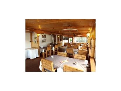 Luxuscamping - Kühlschrank - Deutschland - Platzeigenem Restaurant - Moselcampingplatz Rissbach Schlaffass / Campingfass / Weinfass in Traben-Trarbach an der Mosel