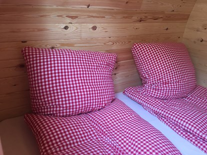 Luxury camping - Sonnenliegen - Region Bodensee - Campingplatz Hegne Schlaf-Häusle auf dem Campingplatz Hegne