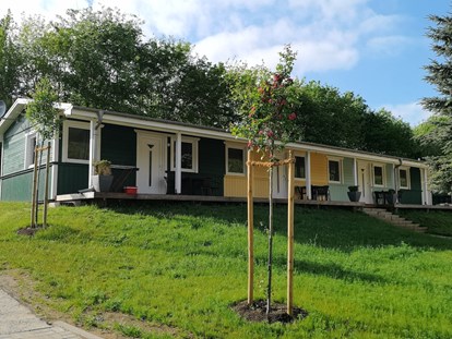 Luxury camping - Kühlschrank - Region Schwerin - Baujahr 2018
Typ 3
Schwedenstil, 30 m²
Reihenhaus
für 2 Personen, Haustier erlaubt - ostseequelle.camp Bungalow für 2 Personen