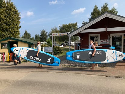 Luxuscamping - Ostseeküste - Neu SUP Board (Standup Paddeling) Verleih vor Ort (nur zwei verfügbar). - ostseequelle.camp Bungalow für 2 Personen