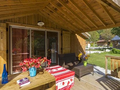 Luxury camping - Kühlschrank - France - Domaine de Chalain Chalets auf Domaine de Chalain