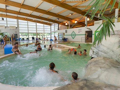 Luxury camping - Region Jura - Domaine de Chalain Mobilheime Premium auf Domaine de Chalain