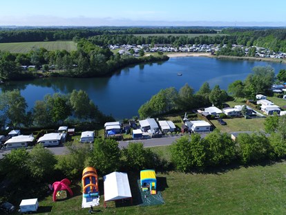 Luxury camping - Dusche - Lower Saxony - Kransburger See Mietwohnwagen am Kransburger See