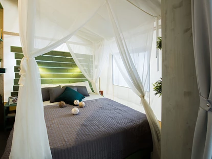 Luxury camping - Dusche - Adria - Boutique Campingplatz Santa Marina - Meinmobilheim Premium Three Bedroom Glampingzelt auf dem Boutique Campingplatz Santa Marina