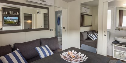 Luxuscamping - Rovinj - Campingplatz Porton Biondi - Meinmobilheim Mediteran Premium auf dem Campingplatz Porton Biondi