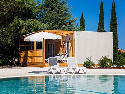 Luxuscamping - Klimaanlage - Istrien - Campingplatz Polari - Meinmobilheim Premium auf dem Campingplatz Polari