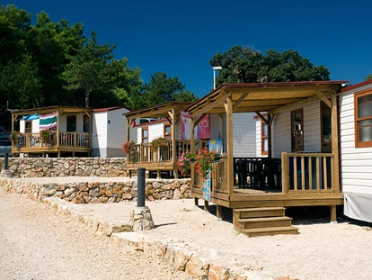 Luxuscamping - Dusche - Adria - Ježevac Premium Camping Resort - Meinmobilheim Superior auf dem Ježevac Premium Camping Resort
