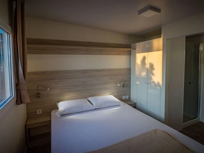 Luxuscamping - Klimaanlage - Campingplatz Selce - Meinmobilheim Mediteran Comfort Seaside auf dem Campingplatz Selce
