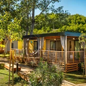 Luxuscamping: San Marino Camping Resort - Meinmobilheim: Lopar Garden Premium auf dem San Marino Camping Resort