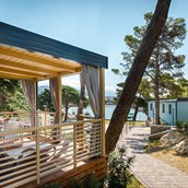 Luxuscamping: Padova Premium Camping Resort - Meinmobilheim: Premium Romantic auf dem Padova Premium Camping Resort