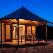Luxuscamping: Campingplatz Lopari - Meinmobilheim: Glamping Delta auf dem Campingplatz Lopari