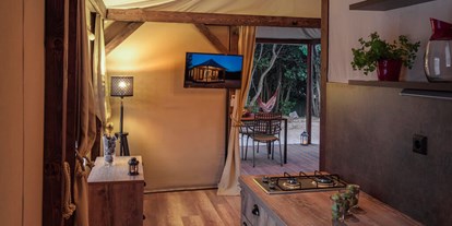 Luxuscamping - Art der Unterkunft: Lodgezelt - Cres - Lošinj - Campingplatz Lopari - Meinmobilheim Glamping Delta auf dem Campingplatz Lopari