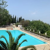 Luxuscamping: Schwimmbad auf Camping Vallicella - Tendi safarizelt mit Badezimmer auf Camping Vallicella