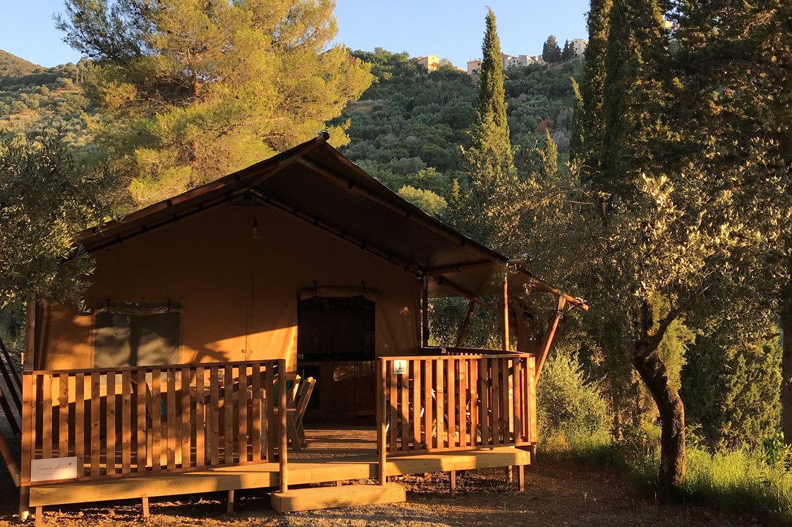 Glampingunterkunft: Tendi safarizelt mit Badezimmer auf Camping Vallicella - Tendi safarizelt mit Badezimmer auf Camping Vallicella