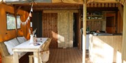Luxuscamping - Rhône-Alpes - Tendi Lodgezelt mit Badezimmer - Tendi Lodgezelt mit Badezimmer auf Camping L'Ardechois