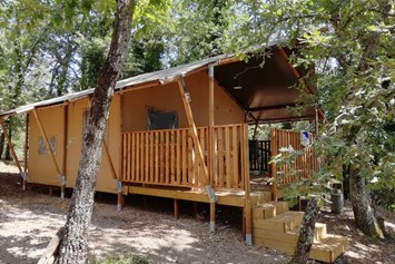 Glampingunterkunft: Tendi Safarizelt Trendy mit Badezimmer  - Tendi safarizelt mit Badezimmer auf Camping Orlando in Chianti