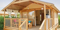 Luxuscamping - Camping Le Castellas - Vacanceselect Ecoluxe Zelt 4/5 Personen 2 Zimmer von Vacanceselect auf Camping Le Castellas