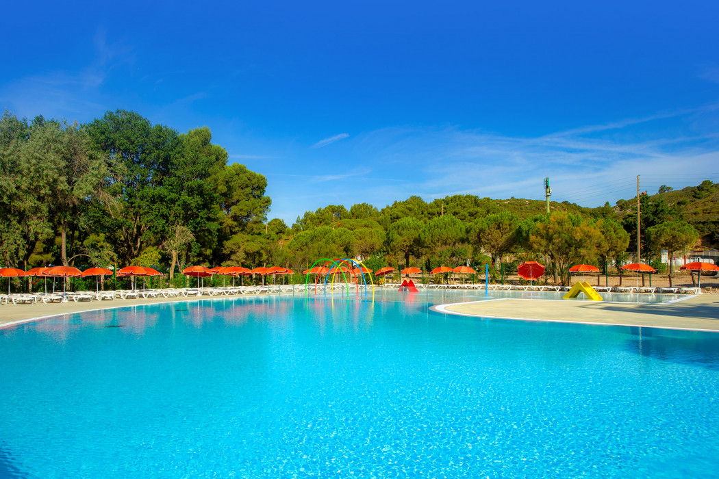 Glampingunterkunft: Mobilheim Premium 6 Personen 3 Zimmer von Vacanceselect auf Camping Falaise Narbonne-Plage