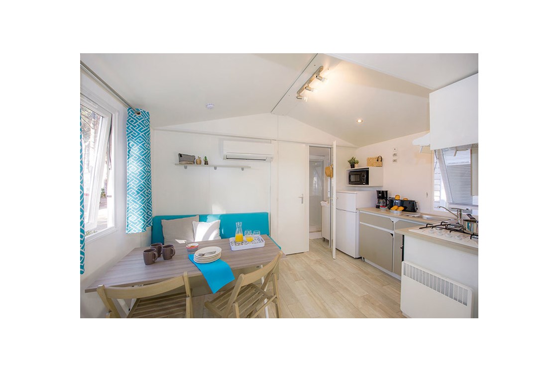 Glampingunterkunft: Mobilheim Premium 4 Personen 2 Zimmer von Vacanceselect auf Camping Les Vignes