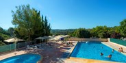 Luxuscamping - Provence-Alpes-Côte d'Azur - Mobilheim Premium 4/5 Personen 2 Zimmer von Vacanceselect auf Camping Le Coteau de la Marine
