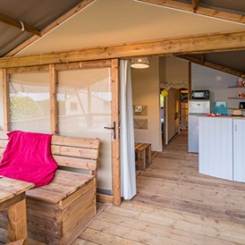 Glampingunterkunft: Ecoluxe Zelt 4/5 Personen 2 Zimmer von Vacanceselect auf Camping La Forêt du Pilat