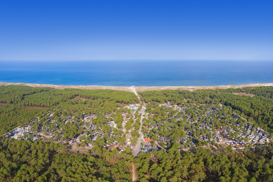 Glampingunterkunft: Airlodge 4 Personen 2 Zimmer Badezimmer von Vacanceselect auf Camping Atlantic Club Montalivet