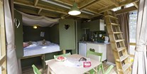 Luxuscamping - Aquitanien - Camping Atlantic Club Montalivet - Vacanceselect Airlodge 4 Personen 2 Zimmer Badezimmer von Vacanceselect auf Camping Atlantic Club Montalivet