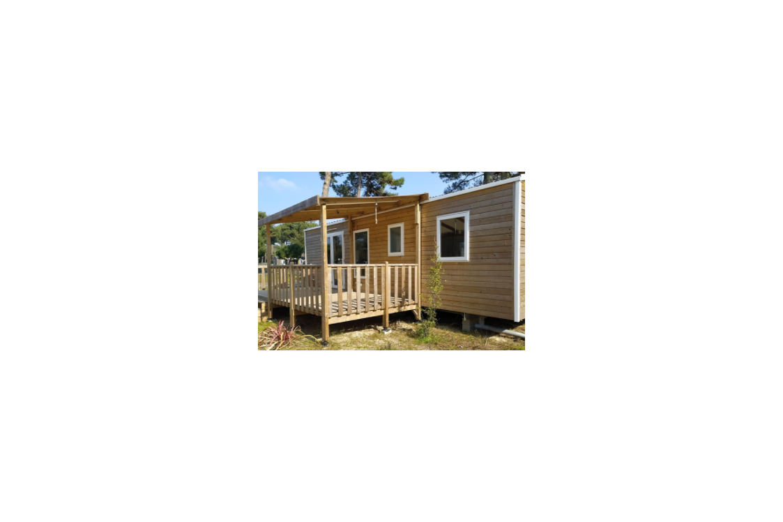 Glampingunterkunft: Mobilheim Moda 6 Personen 3 Zimmer Klimaanlage von Vacanceselect auf Camping Atlantic Club Montalivet