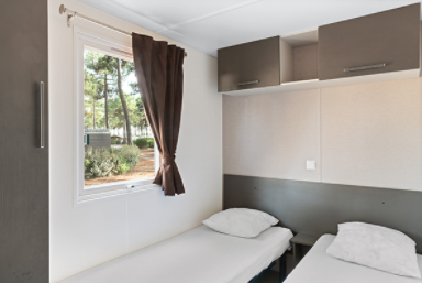 Glampingunterkunft: Mobilheim Moda 6 Personen 3 Zimmer 2 BZ von Vacanceselect auf Camping Atlantic Club Montalivet